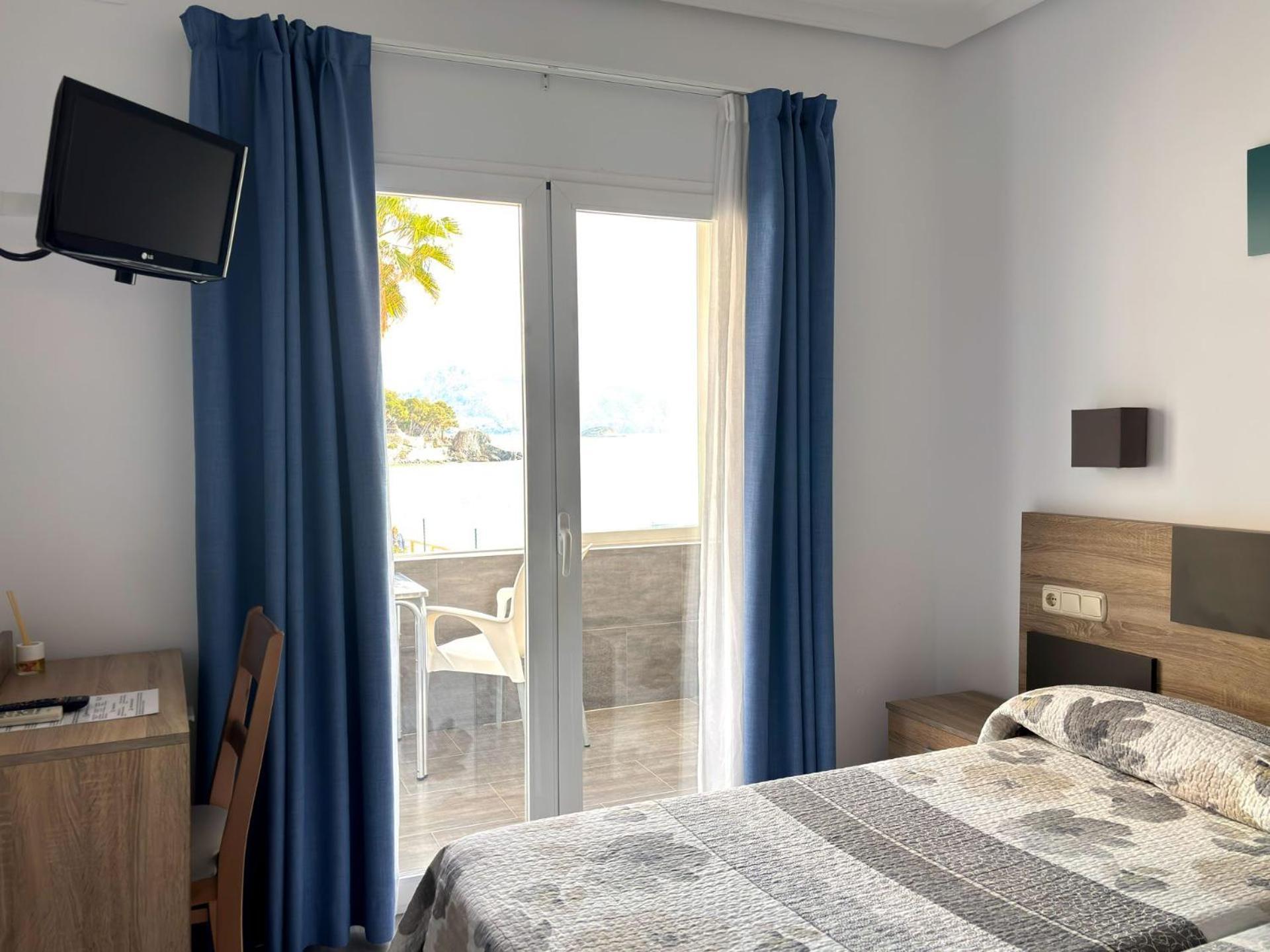 Hostal El Trovador Альтеа Экстерьер фото