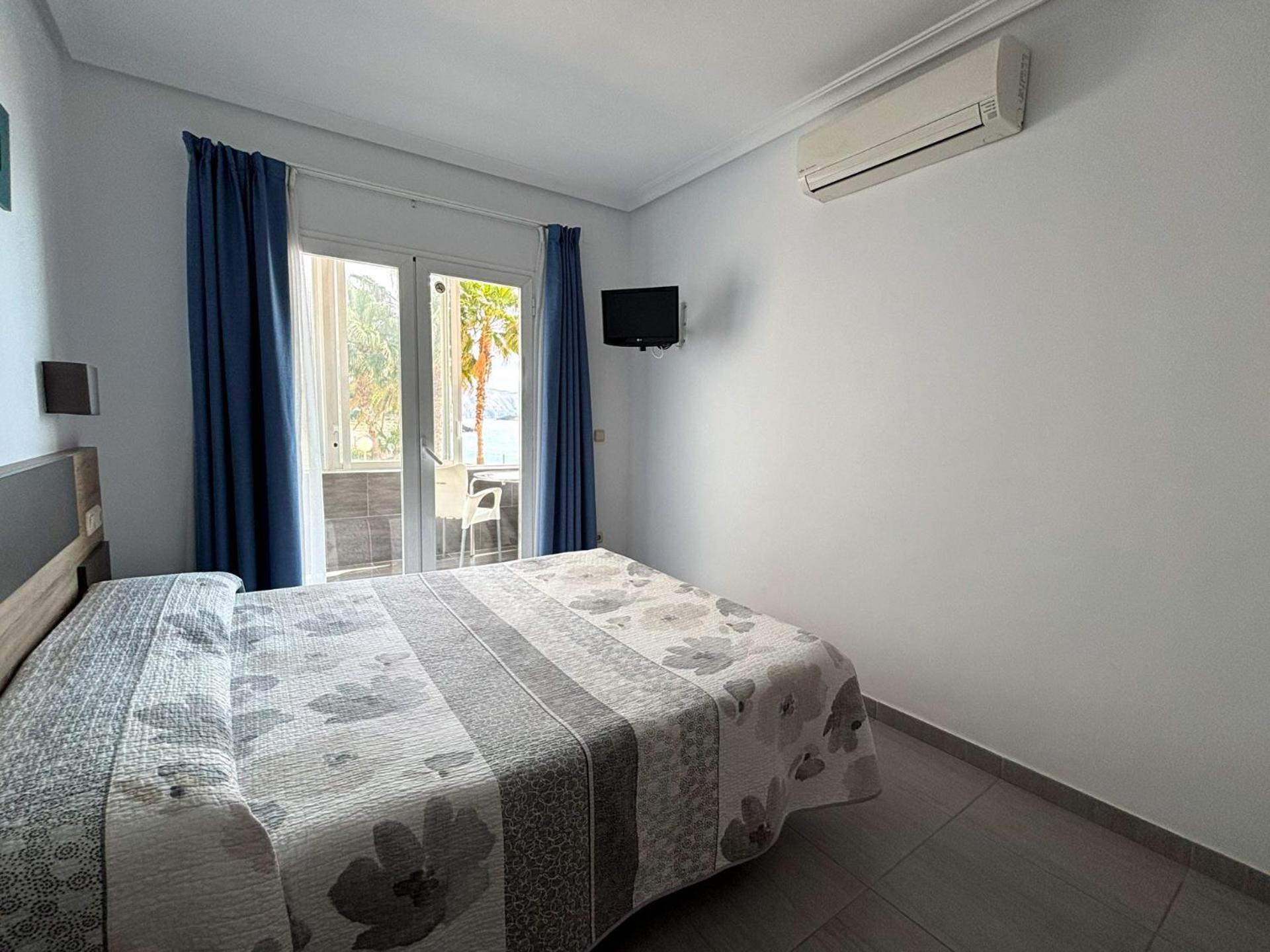 Hostal El Trovador Альтеа Экстерьер фото